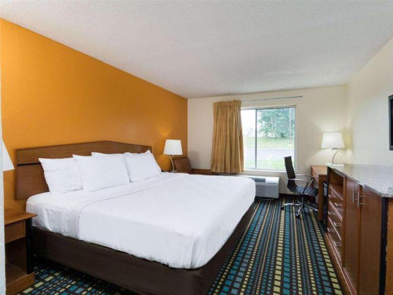 Days Inn By Wyndham Florence Cincinnati Area Buitenkant foto