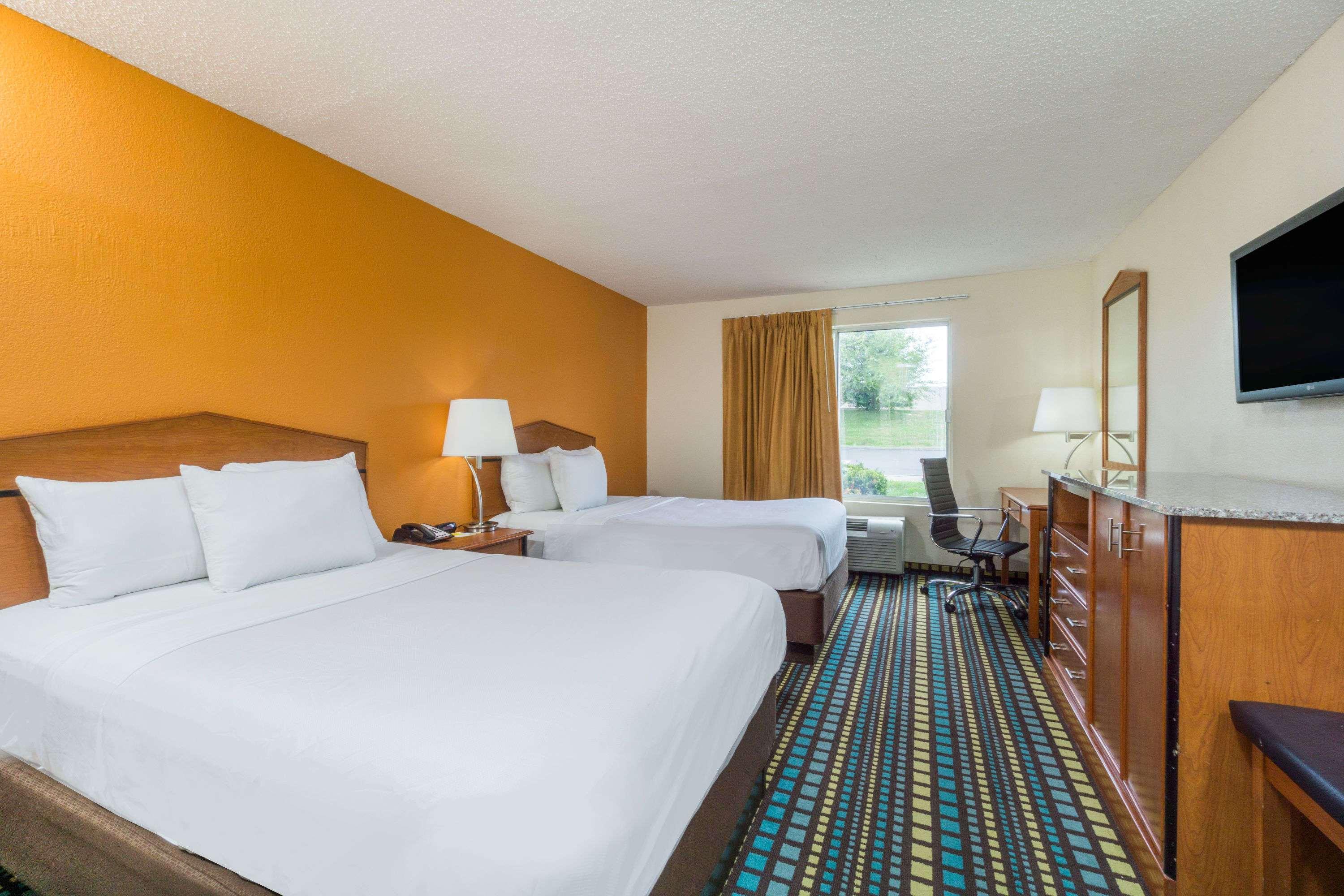 Days Inn By Wyndham Florence Cincinnati Area Buitenkant foto
