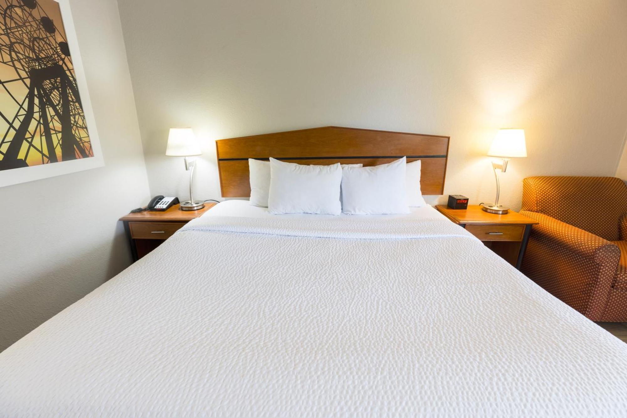 Days Inn By Wyndham Florence Cincinnati Area Buitenkant foto