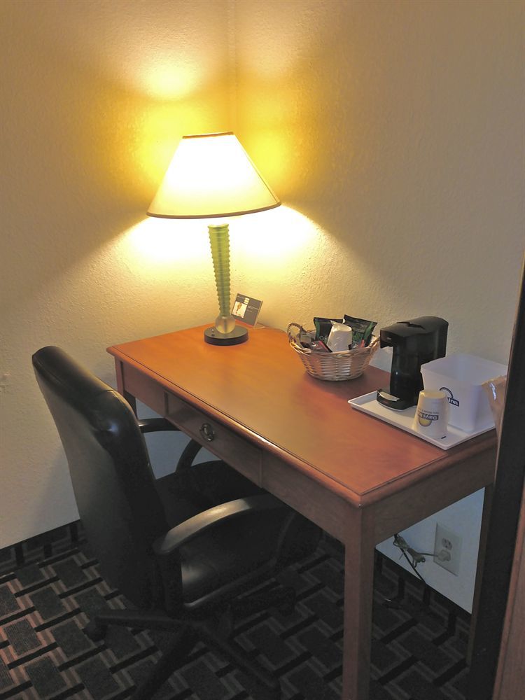 Days Inn By Wyndham Florence Cincinnati Area Buitenkant foto